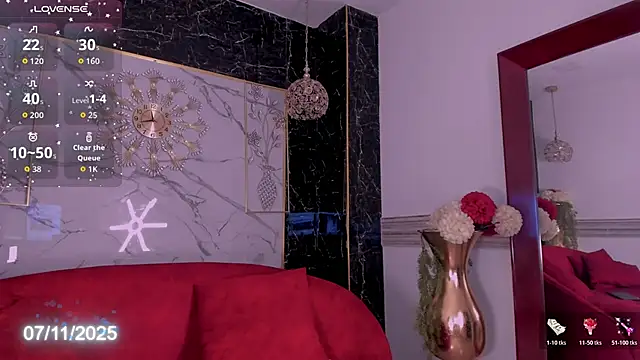 Snapshot of Keila_Mendoza chatting on November 8, 2025, 5:44 am Keila Mendoza online show from November 8, 2025, 5:44 am