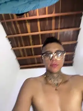 Snapshot of _PhillipBrown chatting on March 13, 2025, 9:48 pm PhillipBrown online show from March 13, 2025, 9:48 pm