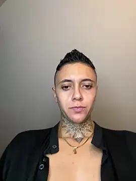 Snapshot of _PhillipBrown chatting on February 23, 2025, 1:24 am PhillipBrown online show from February 23, 2025, 1:24 am