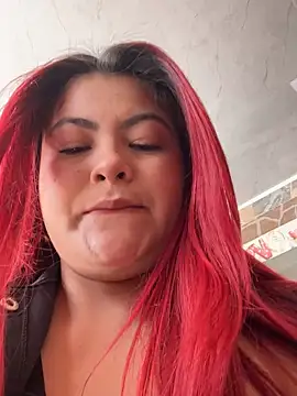 lia moon77 online show from October 28, 2025, 6:40 pm