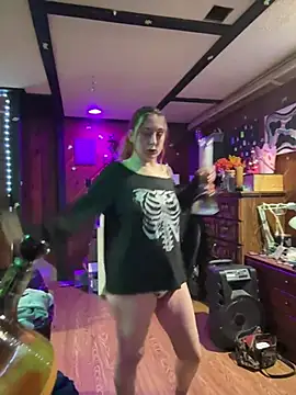 Snapshot of NovaLove2002 chatting on February 26, 2025, 6:40 am NovaLove2002 online show from February 26, 2025, 6:40 am