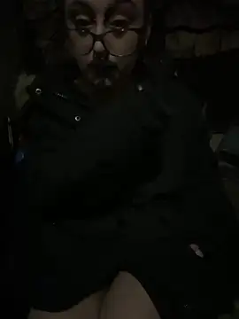 NovaLove2002 online show from March 5, 2026, 2:41 am