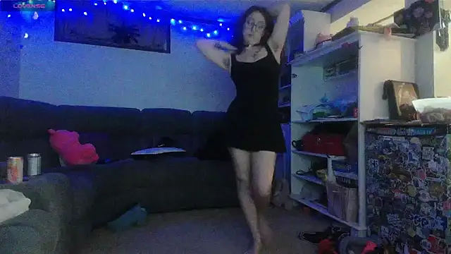 Snapshot of NovaLove2002 chatting on November 11, 2025, 3:56 am NovaLove2002 online show from November 11, 2025, 3:56 am