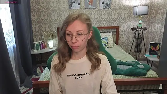 Lill Mary online show from March 5, 2026, 3:25 am