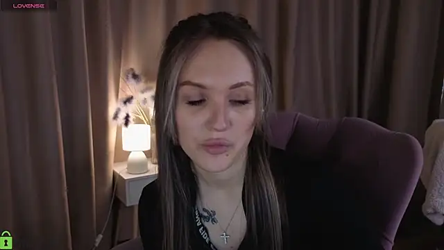Snapshot of Wendy_mm chatting on May 17, 2026, 8:58 am Wendy mm online show from May 17, 2026, 8:58 am
