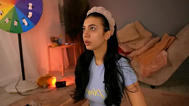 BetsyGonzale online show from March 5, 2026, 4:53 am