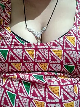 Snapshot of Bbw_Juice_Wife chatting on December 10, 2024, 6:54 am Bbw Juice Wife online show from December 10, 2024, 6:54 am