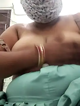 Snapshot of Bbw_Juice_Wife chatting on September 10, 2025, 9:36 pm Bbw Juice Wife online show from September 10, 2025, 9:36 pm