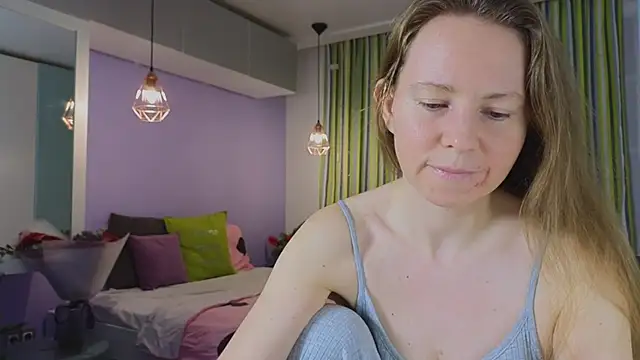 JanePearl online show from January 18, 2025, 11:55 pm