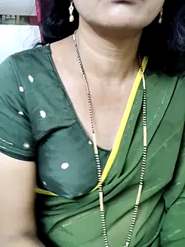 Snapshot of anuradha1432 chatting on October 31, 2025, 5:09 pm anuradha1432 online show from October 31, 2025, 5:09 pm