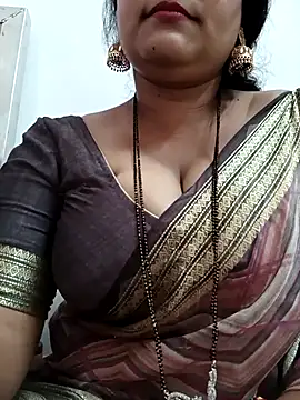 Snapshot of Nyra-23 chatting on November 8, 2025, 8:18 am Nyra-23 online show from November 8, 2025, 8:18 am