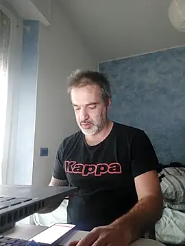 Marcolino183 online show from December 18, 2025, 8:41 am