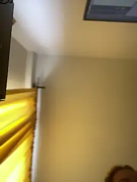 Snapshot of baby_lizy chatting on December 21, 2025, 1:46 pm baby lizy online show from December 21, 2025, 1:46 pm