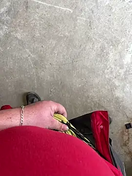 Snapshot of lescoquin2215 chatting on March 6, 2025, 1:46 pm lescoquin2215 online show from March 6, 2025, 1:46 pm