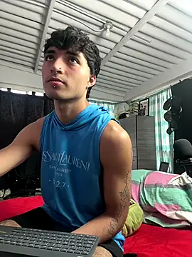 Snapshot of dylan_fun18 chatting on January 6, 2026, 9:41 pm dylan fun18 online show from January 6, 2026, 9:41 pm