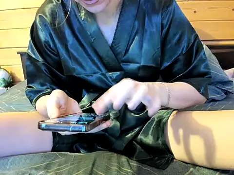 Cookiecutey online show from March 29, 2026, 11:12 am