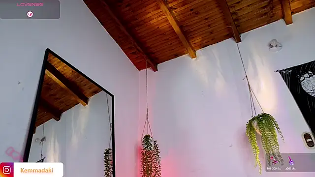 kemmadakii online show from March 8, 2026, 2:04 am