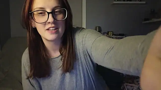 TheBustyHouseWife online show from March 17, 2025, 3:36 am