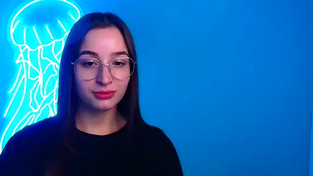 Snapshot of Jessie_Kisss chatting on January 15, 2025, 6:50 pm Jessie Kisss online show from January 15, 2025, 6:50 pm