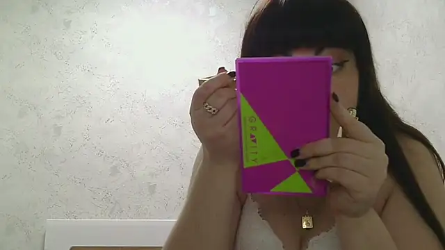 StarandMoon online show from December 4, 2025, 8:30 pm