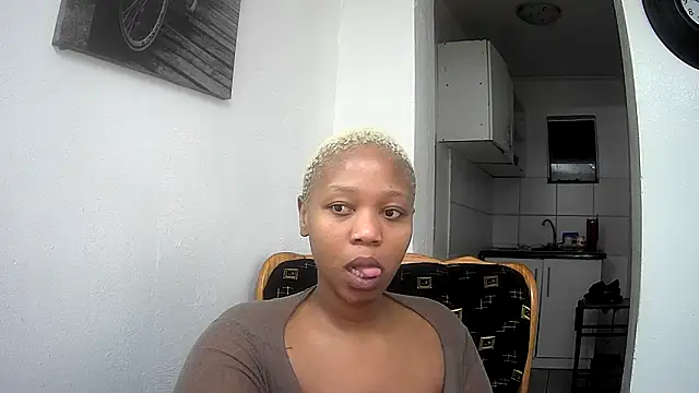 GoldenPussyXOXO online show from March 9, 2026, 7:28 pm