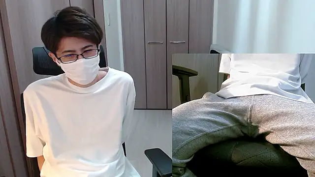 Snapshot of ryota_kkk chatting on October 29, 2025, 2:21 am ryota kkk online show from October 29, 2025, 2:21 am