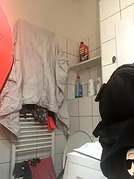 Snapshot of Meliss_Official9 chatting on November 24, 2025, 9:26 pm Meliss Official9 online show from November 24, 2025, 9:26 pm