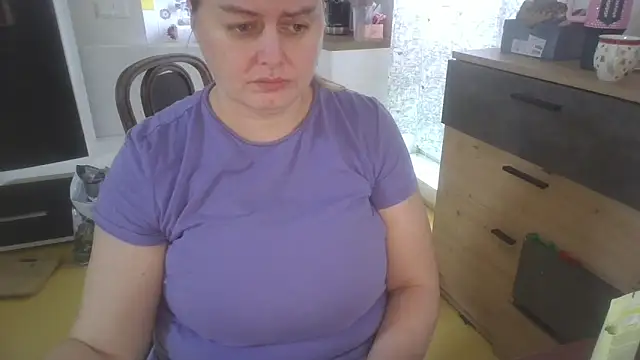 Meliss Official9 online show from February 10, 2026, 12:26 pm