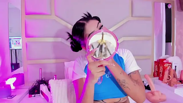 Snapshot of dollsweety chatting on December 3, 2025, 12:55 am dollsweety online show from December 3, 2025, 12:55 am