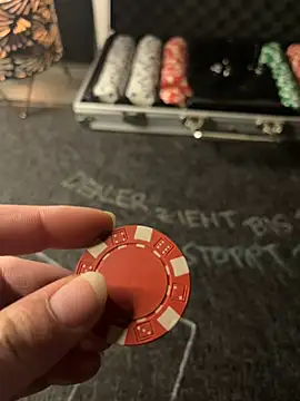 herz steht kopf90 online show from March 2, 2025, 9:30 pm