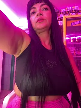 Hot beauty   online show from April 15, 2026, 3:56 am