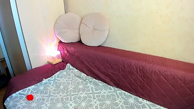 MelodyOfLovee online show from March 27, 2026, 5:27 am