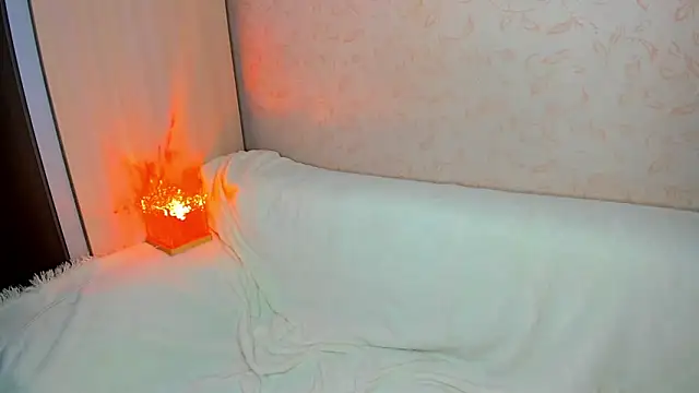 Snapshot of MelodyOfLovee chatting on December 5, 2025, 3:05 am MelodyOfLovee online show from December 5, 2025, 3:05 am