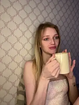 Snapshot of Evvie_Summn1 chatting on February 23, 2026, 3:34 pm Evvie Summn1 online show from February 23, 2026, 3:34 pm