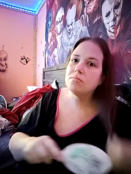 Snapshot of 023Longandjuicy chatting on December 3, 2025, 5:23 pm 023Longandjuicy online show from December 3, 2025, 5:23 pm