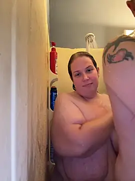 Snapshot of 023Longandjuicy chatting on November 7, 2025, 12:26 am 023Longandjuicy online show from November 7, 2025, 12:26 am