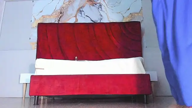 MAISE HILL1 online show from February 23, 2026, 1:12 pm