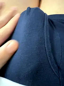 toooom845 online show from October 15, 2025, 6:44 am