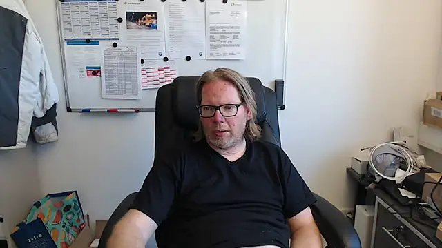 Snapshot of VSteph chatting on May 22, 2026, 4:16 pm VSteph online show from May 22, 2026, 4:16 pm