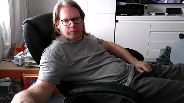 VSteph online show from February 15, 2026, 12:48 pm