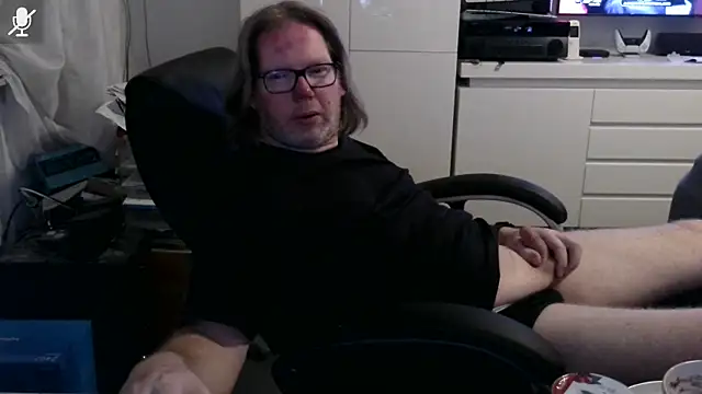 Snapshot of VSteph chatting on May 16, 2026, 11:59 pm VSteph online show from May 16, 2026, 11:59 pm