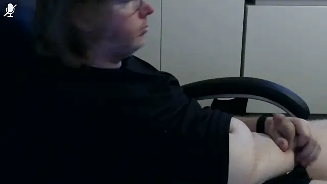 Snapshot of VSteph chatting on June 8, 2026, 9:37 pm VSteph online show from June 8, 2026, 9:37 pm