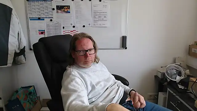 Snapshot of VSteph chatting on May 19, 2026, 3:08 pm VSteph online show from May 19, 2026, 3:08 pm