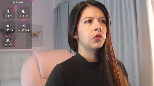 Snapshot of liss_black chatting on March 17, 2025, 12:57 pm liss black online show from March 17, 2025, 12:57 pm