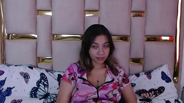 Snapshot of nina_carther chatting on November 12, 2025, 11:14 am nina carther online show from November 12, 2025, 11:14 am