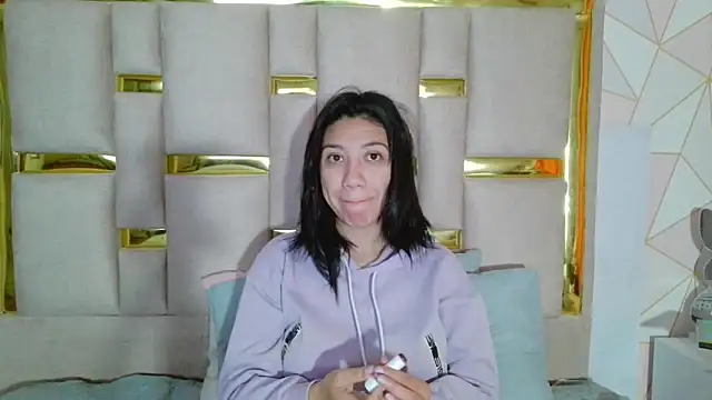 nina carther online show from January 9, 2026, 9:49 am