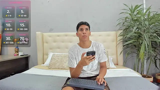 kieran derek online show from September 11, 2025, 3:28 am