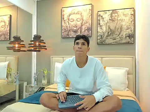 kieran derek online show from October 29, 2025, 3:27 am