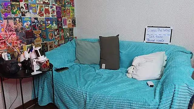 LittleLeen online show from October 10, 2025, 3:24 pm