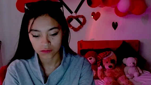 Snapshot of NatalyEscobar_lx chatting on February 24, 2025, 12:05 pm NatalyEscobar lx online show from February 24, 2025, 12:05 pm